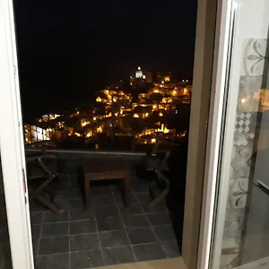 Via Pezza 100 Apartmanhotel